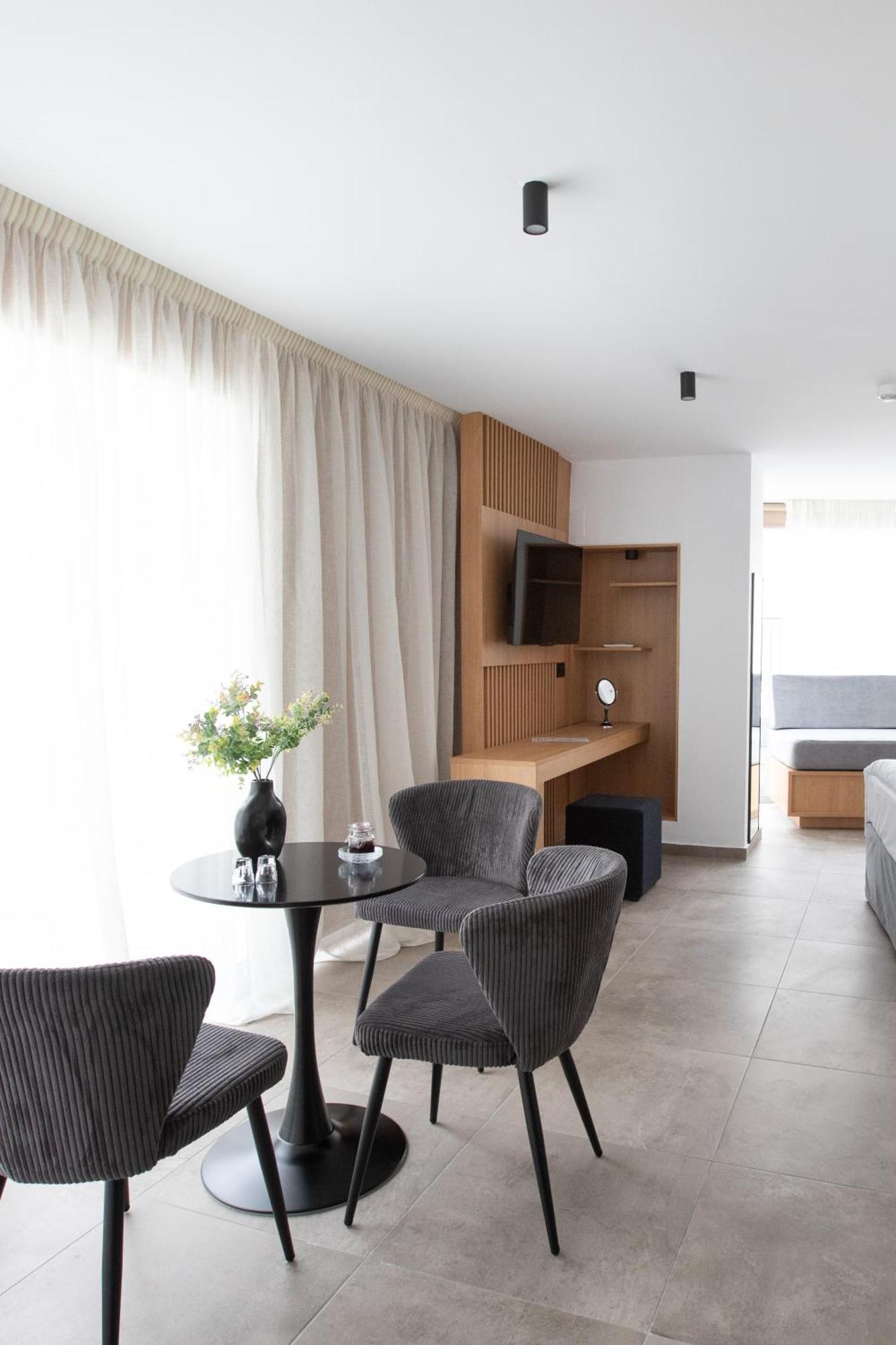 Griffin Suites Heraklion  Екстер'єр фото